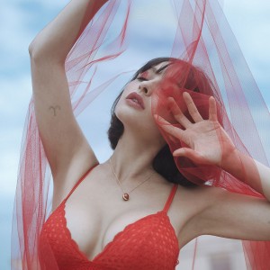 Набір Bijoux Indiscrets HOROSCOPE - Aries (Овен) вібратор на палець, гель для клітора, підвіска. Photo 2